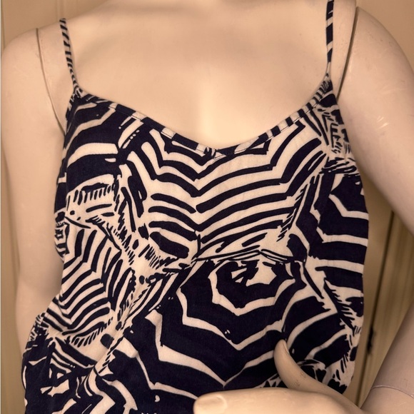 Lilly Pulitzer Blue and White Patterned Romper - Picture 5 of 11